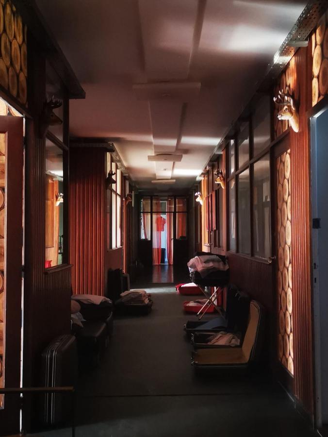Ghostel 1st - Aventure Alternative - - Arts-factory-experience - For Artists, Makers And Open Minds - Attention, We Are Not A And Are Not Adapted For Everybody - Read Host Warnings Before Reservation - Www,providence,be Asbl Charleroi