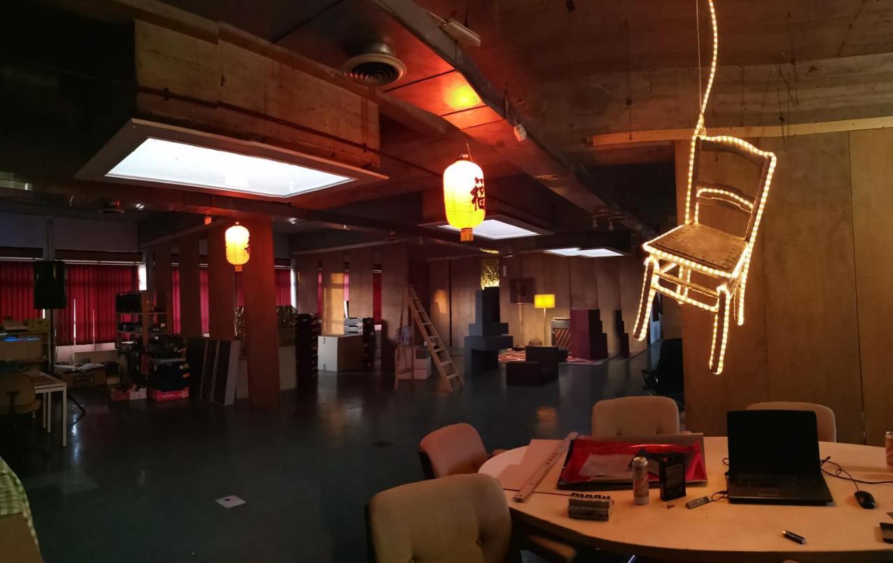 Ghostel 1st - Aventure Alternative - - Arts-factory-experience - For Artists, Makers And Open Minds - Attention, We Are Not A And Are Not Adapted For Everybody - Read Host Warnings Before Reservation - Www,providence,be Asbl Charleroi