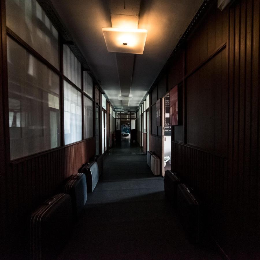 Ghostel 1st - Aventure Alternative - - Arts-factory-experience - For Artists, Makers And Open Minds - Attention, We Are Not A And Are Not Adapted For Everybody - Read Host Warnings Before Reservation - Www,providence,be Asbl * Charleroi
