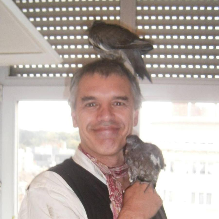 Alloggio in famiglia Ghostel 1st - Aventure Alternative - - Arts-factory-experience - For Artists, Makers And Open Minds - Attention, We Are Not A And Are Not Adapted For Everybody - Read Host Warnings Before Reservation - Www,providence,be Asbl *