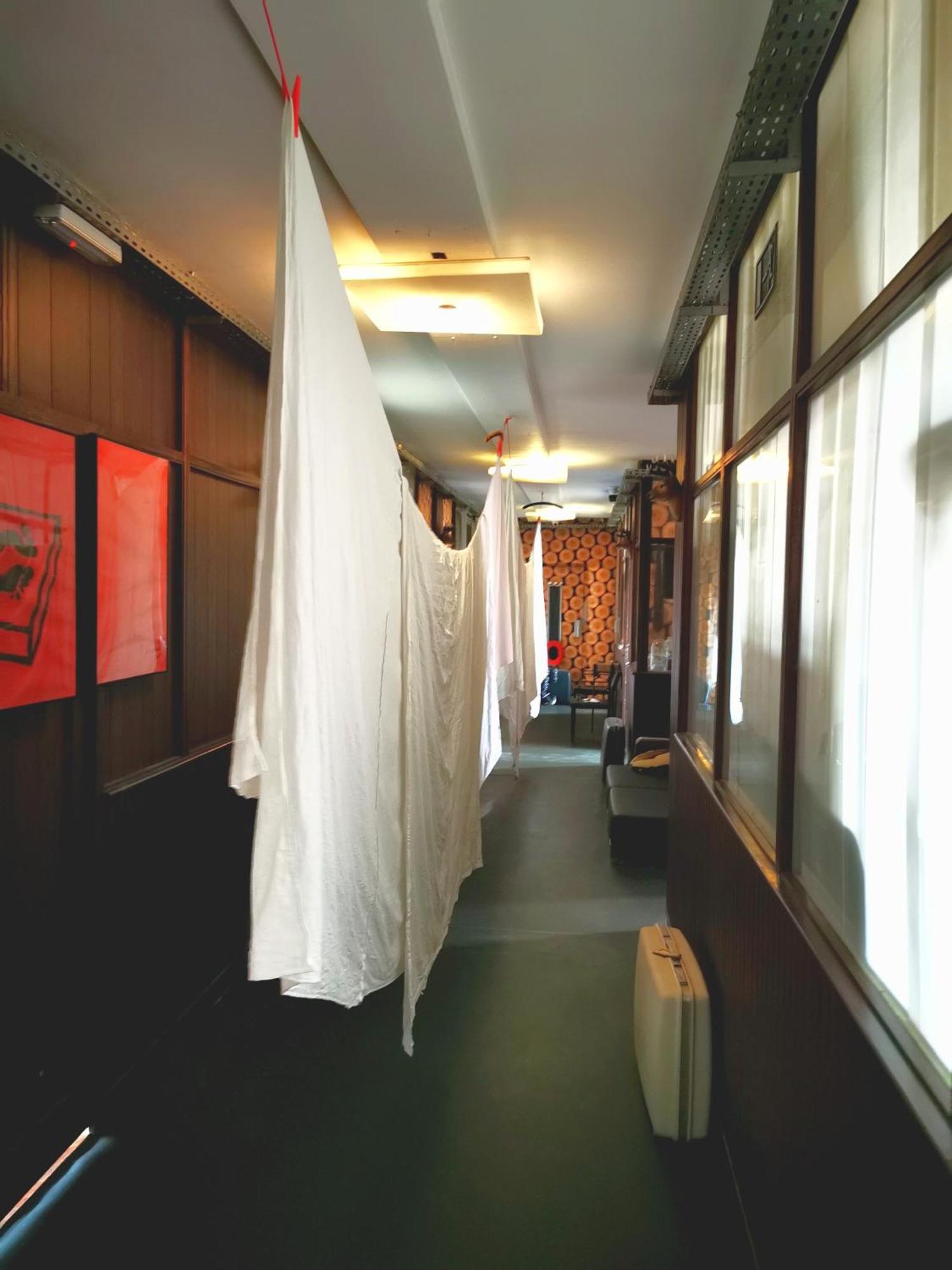 Ghostel 1st - Aventure Alternative - - Arts-factory-experience - For Artists, Makers And Open Minds - Attention, We Are Not A And Are Not Adapted For Everybody - Read Host Warnings Before Reservation - Www,providence,be Asbl *